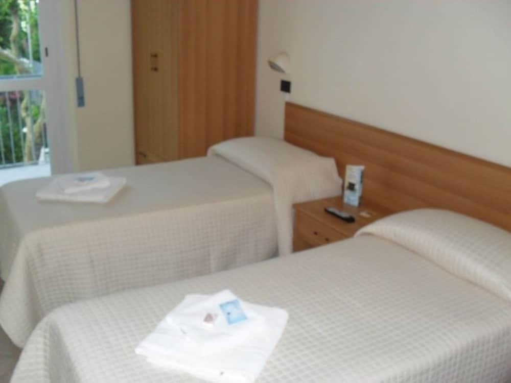 Hotel Reale Rimini Extérieur photo