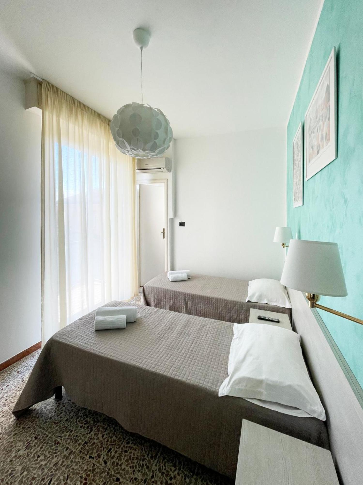 Hotel Reale Rimini Extérieur photo