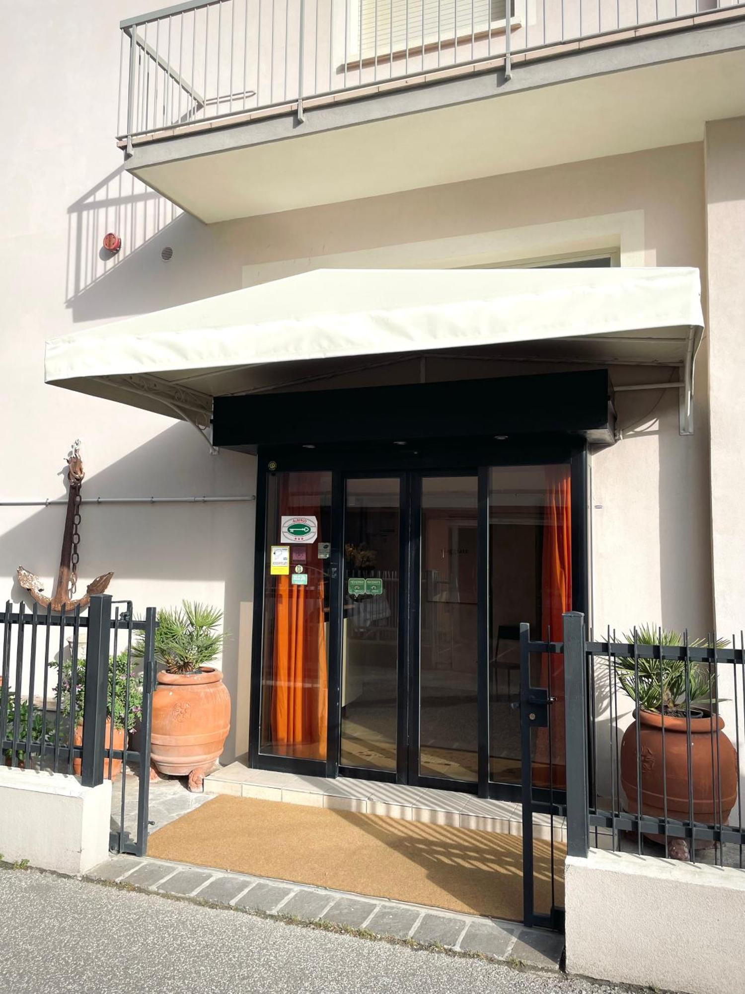 Hotel Reale Rimini Extérieur photo