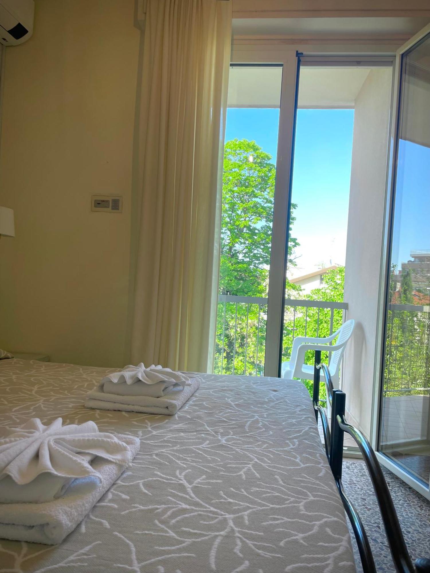 Hotel Reale Rimini Extérieur photo